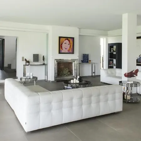 Amazing Chalet 12 Guests In Saint-tropez Βίλα Σαιν-Τροπέ